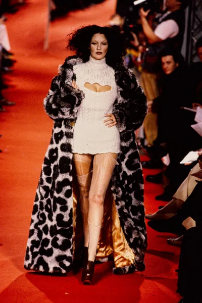 Look 35